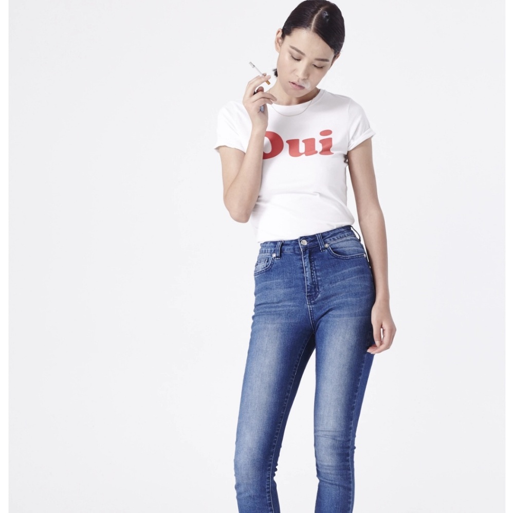 L'Ecole des femmes Oui Non T Shirt XS